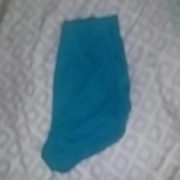 Shorts - Picture 2 of 3